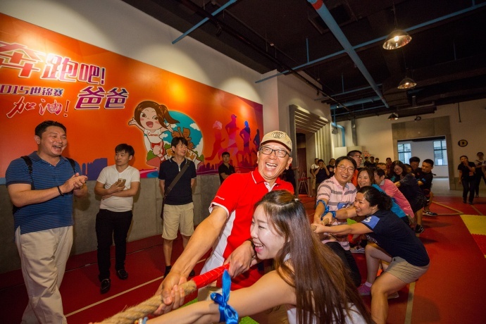 佳能举办“奔跑吧!爸爸!”为世锦赛加油