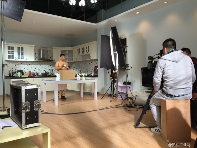 亿动力影视基地内最新广告拍摄花絮~