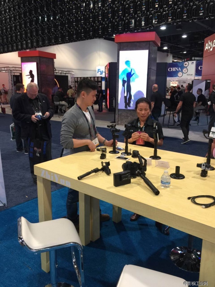 【NAB Show 2016】智云携3款新品在NAB亮相 直击现场