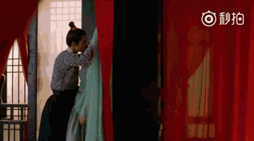 [云莱坞] 发糖了！离婚路上遭遇车祸，醒来后发现与老婆互换了身体……