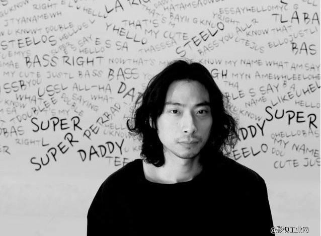 TFBOYS 专属导演 | 他导演着每一个慢动作，左手+右手