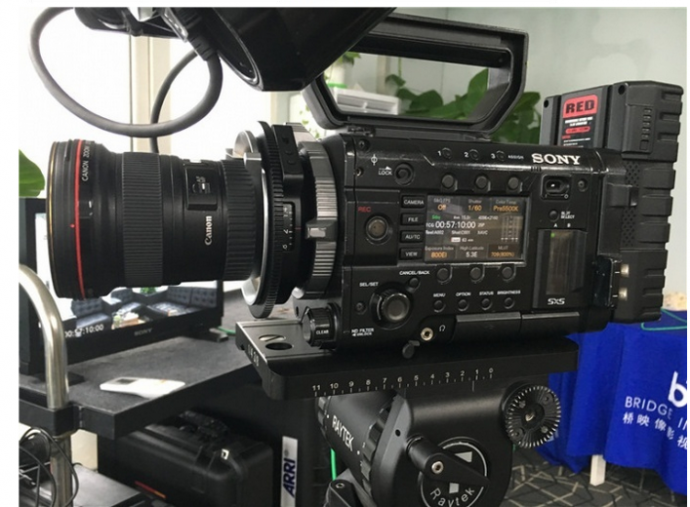 买专业机FS7的钱让您用上电影级摄像机索尼F55 - 影视工业网