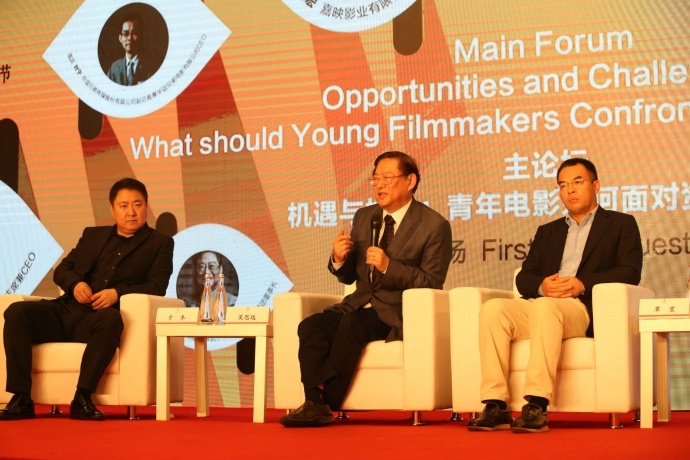 “三年超英,五年赶美”,中国电影进入了大跃进时代?