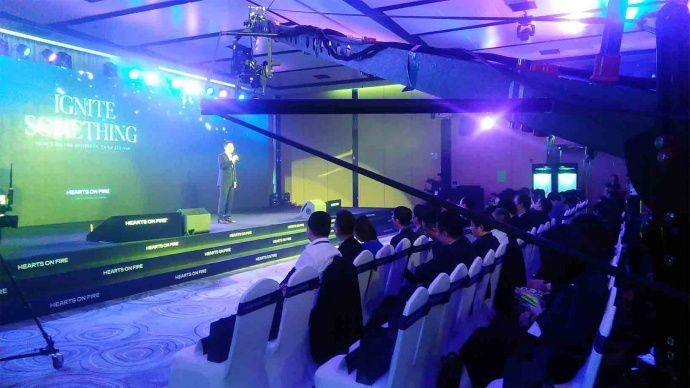 大型演出企业年会晚会拍摄企业宣传片拍摄