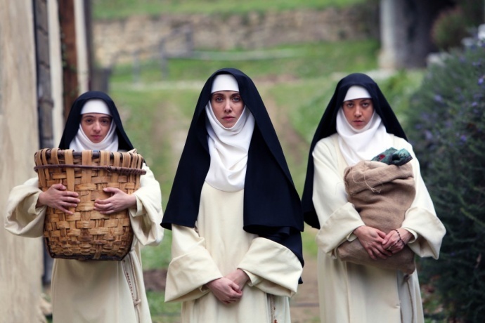 The Little Hours 演员Alison Brie, Kate Micucci and Aubrey Plaza. 图片提供:圣丹斯电影节组委会 The Little Hours 演员Alison Brie, Kate Micucci and Aubrey Plaza. 图片提供:圣丹斯电影节组委会