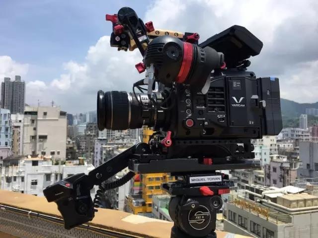 【海外分享】我用Varicam LT拍摄BBC新闻报道