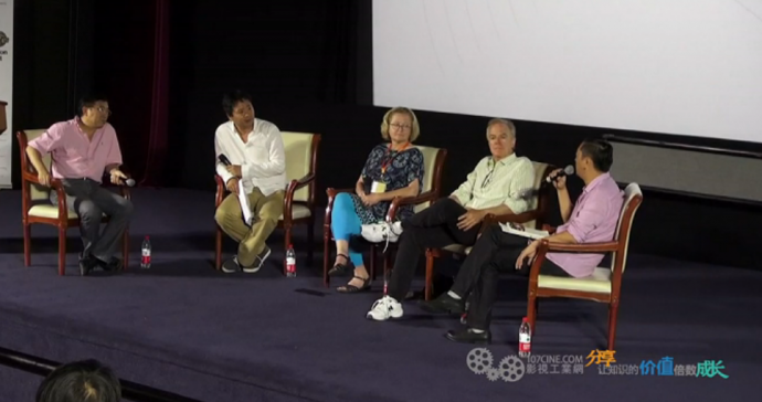 晒和ASC杂志中文版合照,赢对话ASC大师机会!