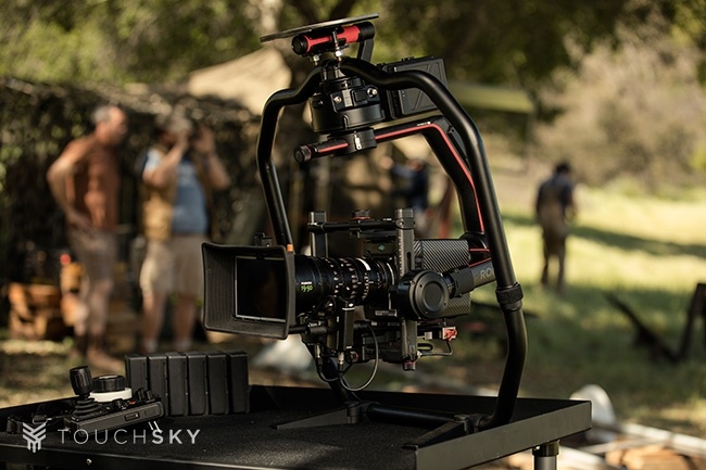 影视创作新工具:大疆发布手持云台系统如影2