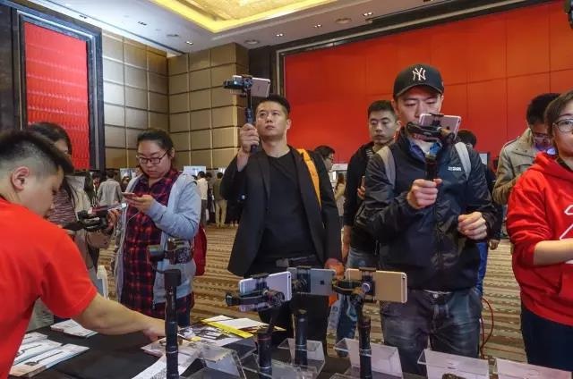 【智云x影视工业网】顶级大厂齐聚首,免费听课还能试玩!