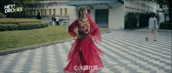 手持精灵4 Pro环游世界