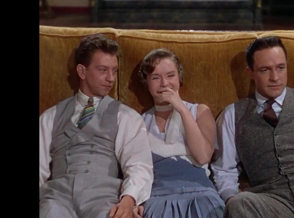 推荐:编导必看影片《雨中曲》!影史最佳歌舞片之一!