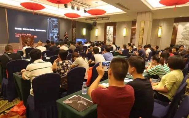 从今以后,RED在福建也-----红了!