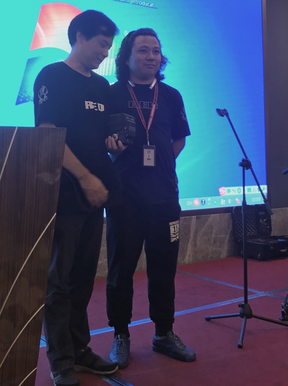 从今以后,RED在福建也-----红了!