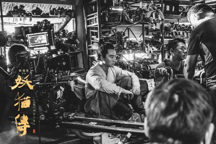 《妖猫传》首周末票房2.4亿新片第一 ,《芳华》票房超八亿!破冯小刚电影票房纪录