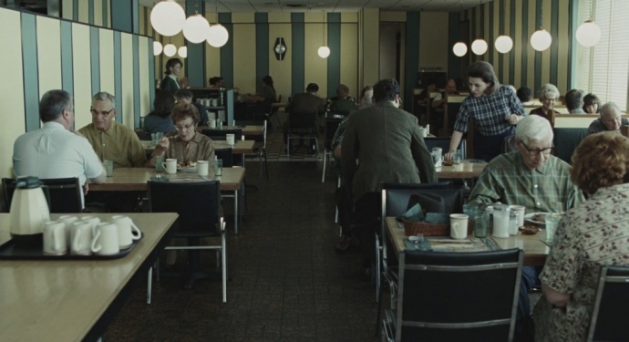 电影摄影指导：利用室内自然光