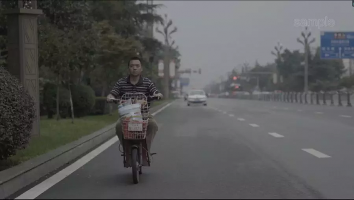 拍纪录片,电影感很重要!专访《摇摇晃晃的人间》导演+摄影