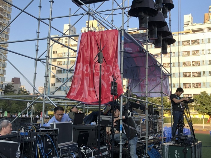 视晶“天演”图传系统加持深圳名校华诞庆典直播(多图)