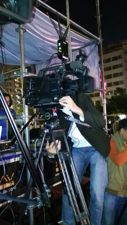 视晶“天演”图传系统加持深圳名校华诞庆典直播(多图)