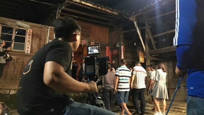贵州青年影视人胡灵杰:低成本制作,如何用RED提升影像质量【多彩贵州影业】