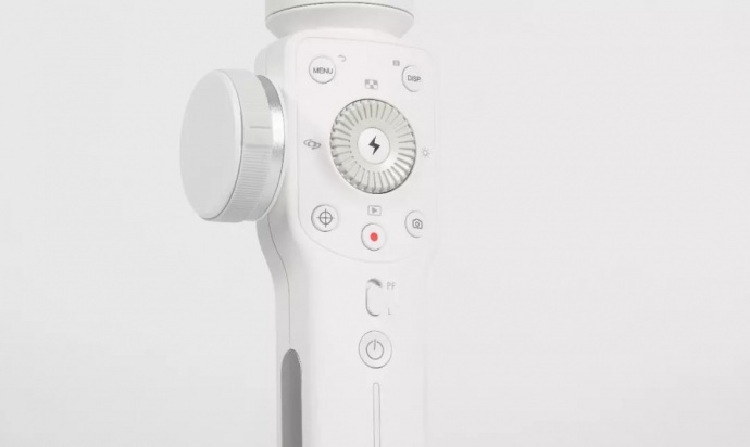 智云竟然把Dolly Zoom做进了手机稳定器,谁是下一个希区柯克?