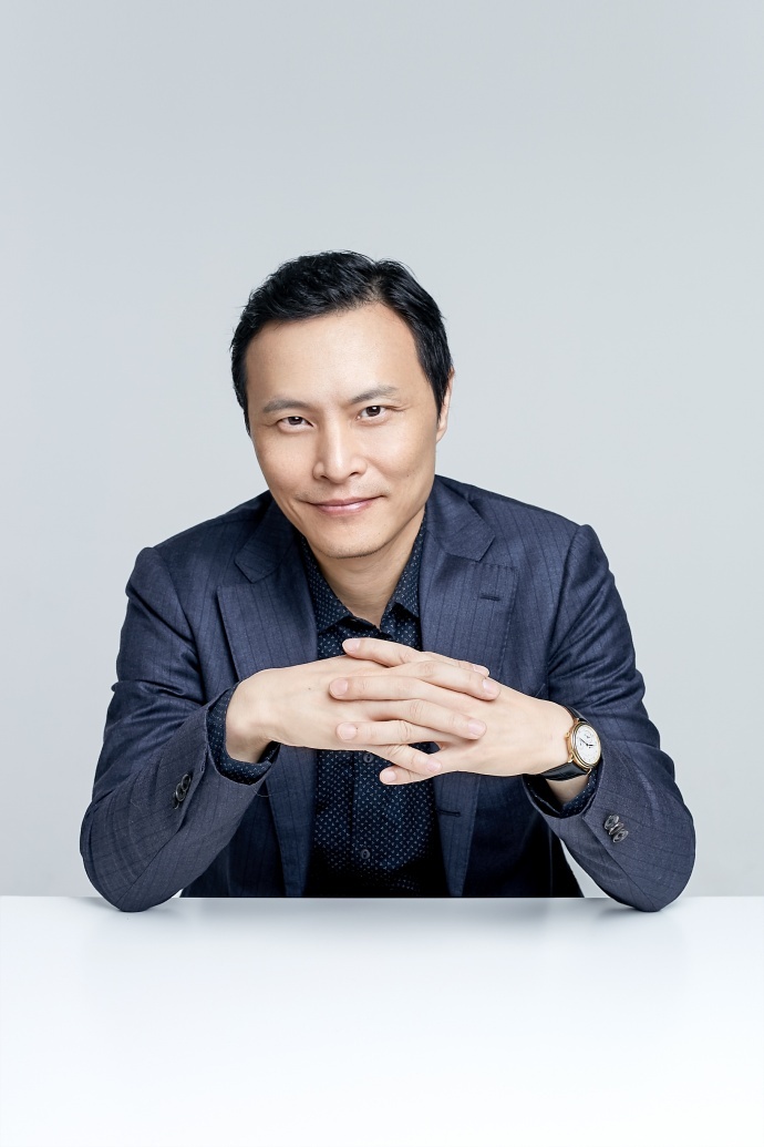 在中国学电影和在美国学电影有什么不一样?