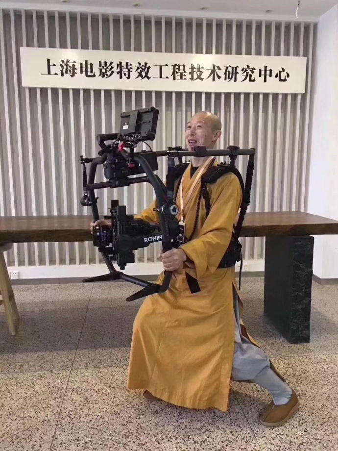 松下推出佛系摄影机新产品?!听说还拍了佛系小短片?!
