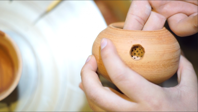 这部用手机拍摄的纪录片震惊了朋友圈