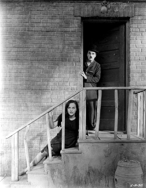 推荐:编导艺考生必看经典影片《摩登时代》!